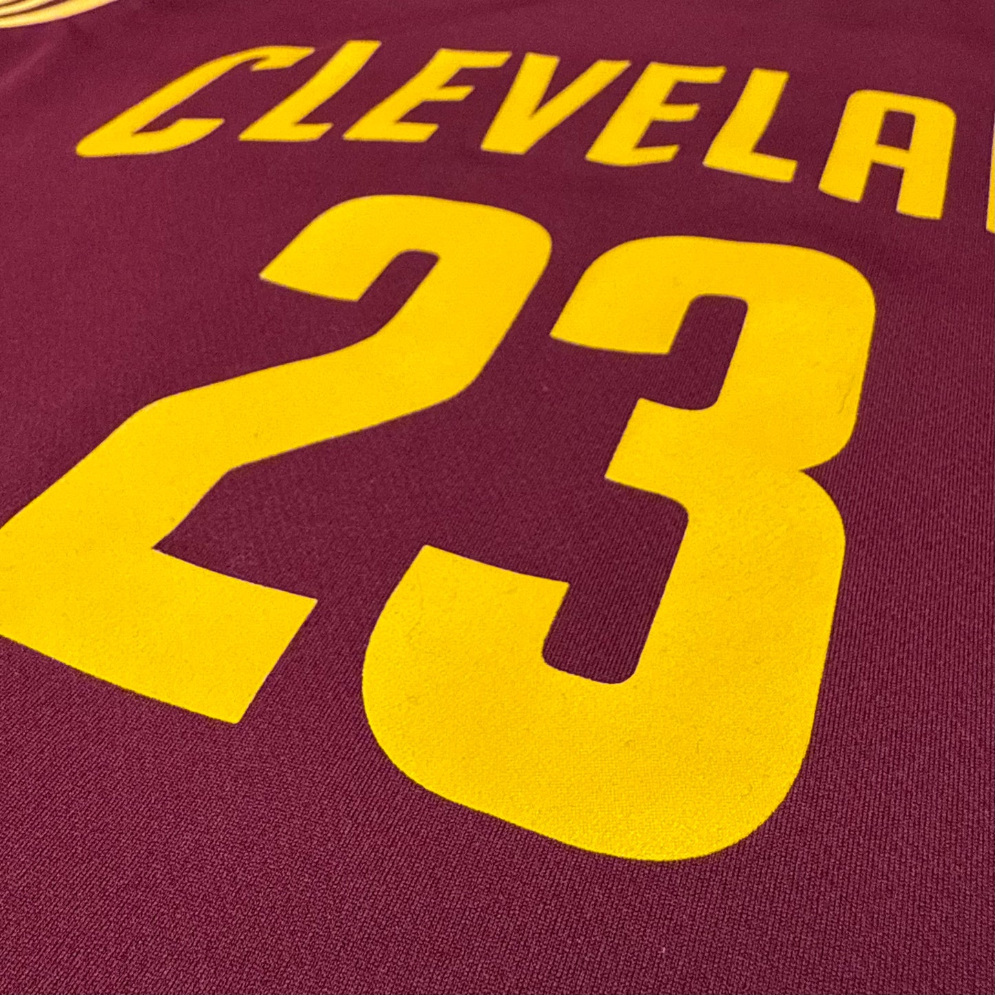 Cleveland Cavaliers - Lebron James - Größe S - Adidas - NBA Trikot