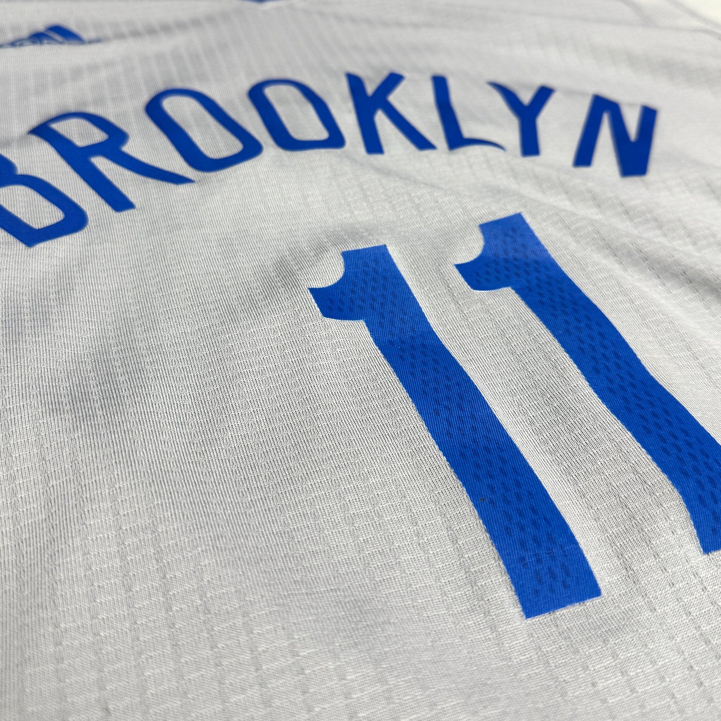 Brooklyn Nets - Brook Lopez - Größe XL - Adidas - NBA Trikot mit Ärmeln