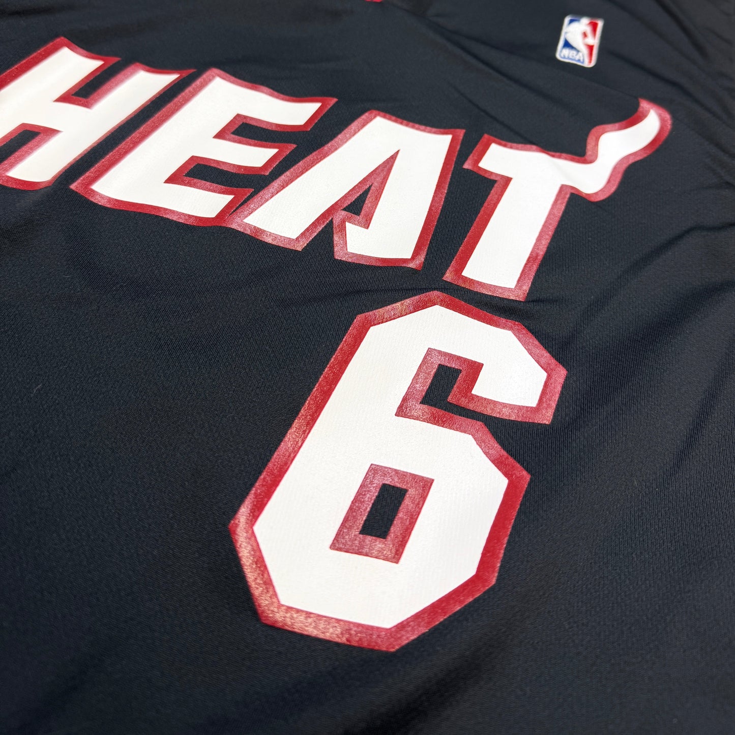 Miami Heat - LeBron James - Größe S - Adidas - NBA Trikot