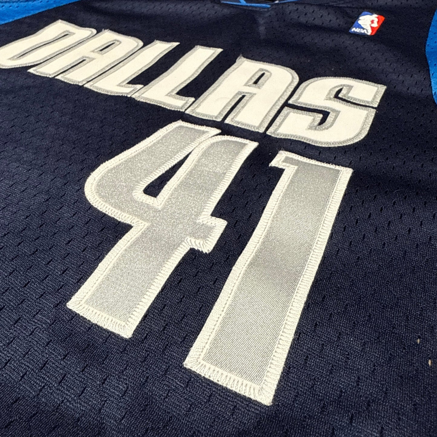 Dallas Mavericks - Dirk Nowitzki - Größe L - Adidas - NBA Trikot