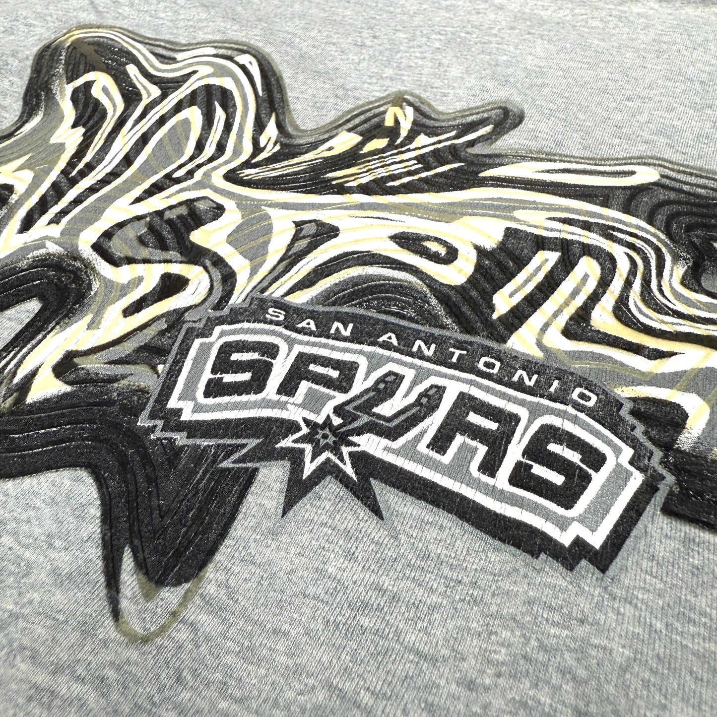 San Antonio Spurs Shirt - Wavy - Größe L - Unk NBA - NBA T-Shirt
