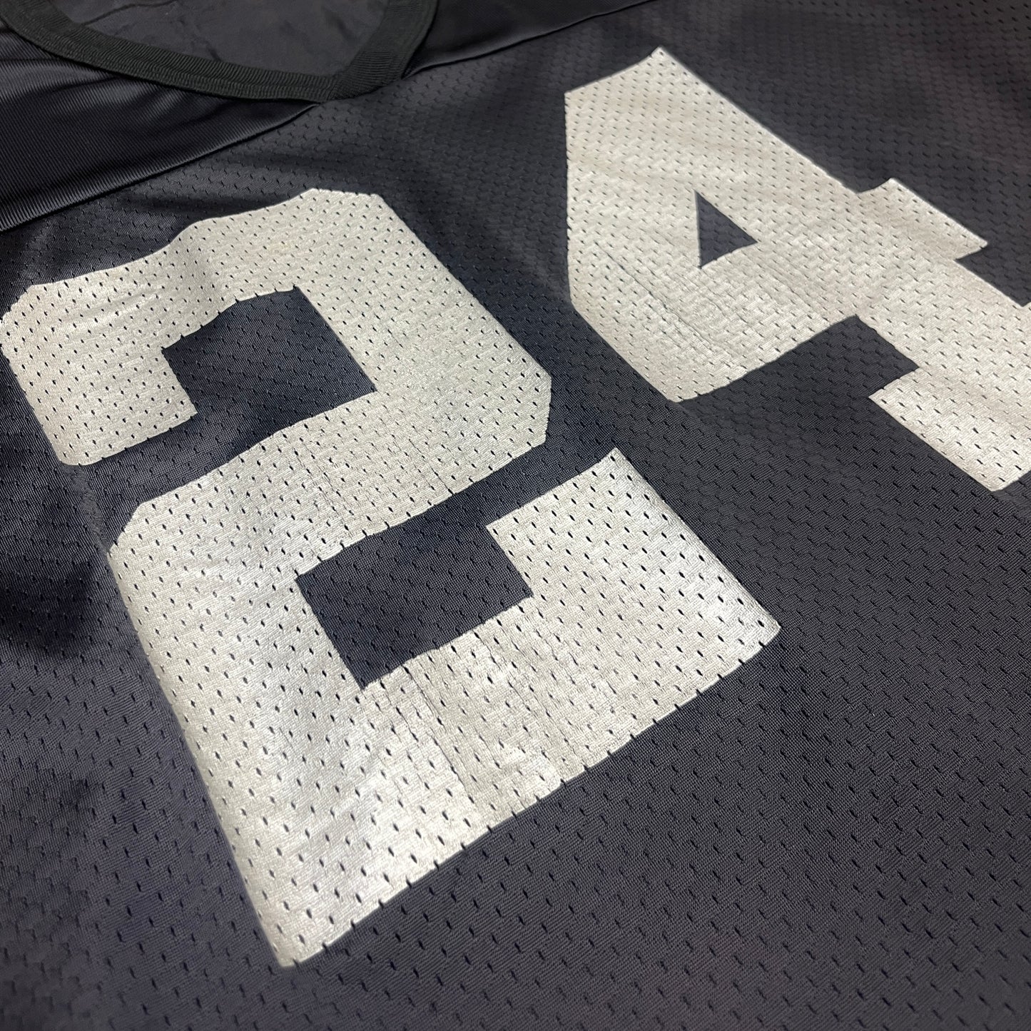 Oakland Raiders - Charles Woodson - Größe L / US44 - Champion - NFL Trikot
