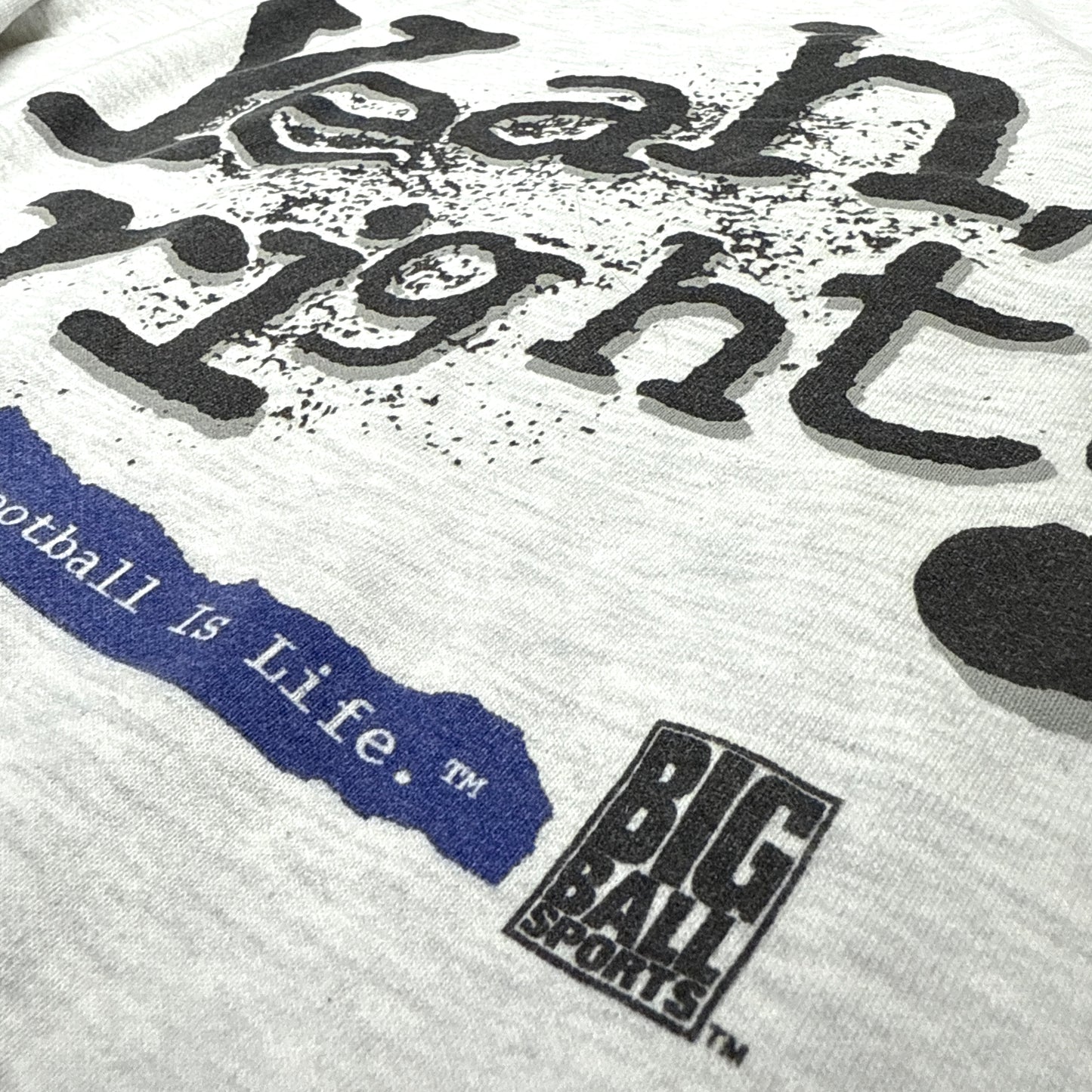 Football is Life Sweatshirt - Größe L - Anvil Knitwear - Vintage Sweater