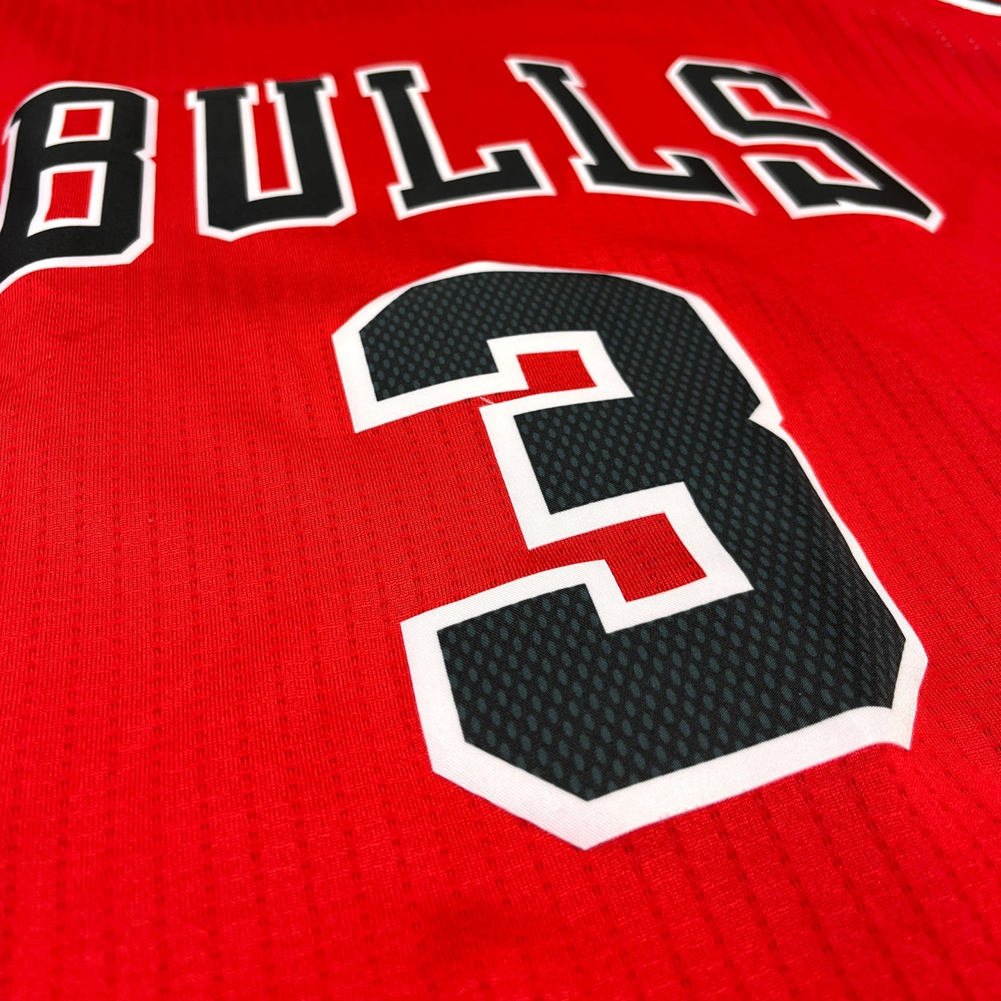 Chicago Bulls - Dwyane Wade - Größe M - Adidas - NBA Trikot