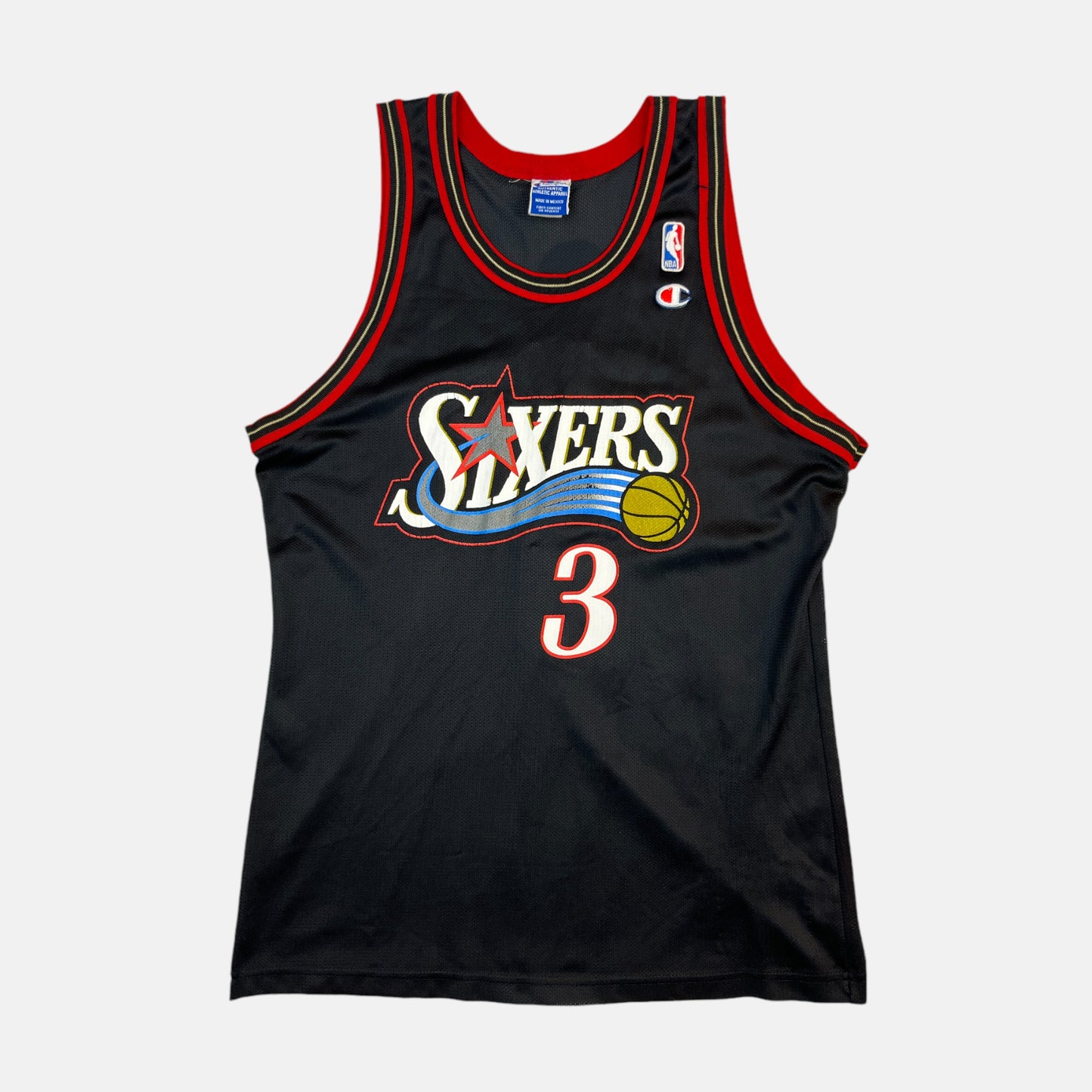 Philadelphia 76ers - Allen Iverson - Größe 44 / L - Champion - NBA Trikot (schmale Ärmel)