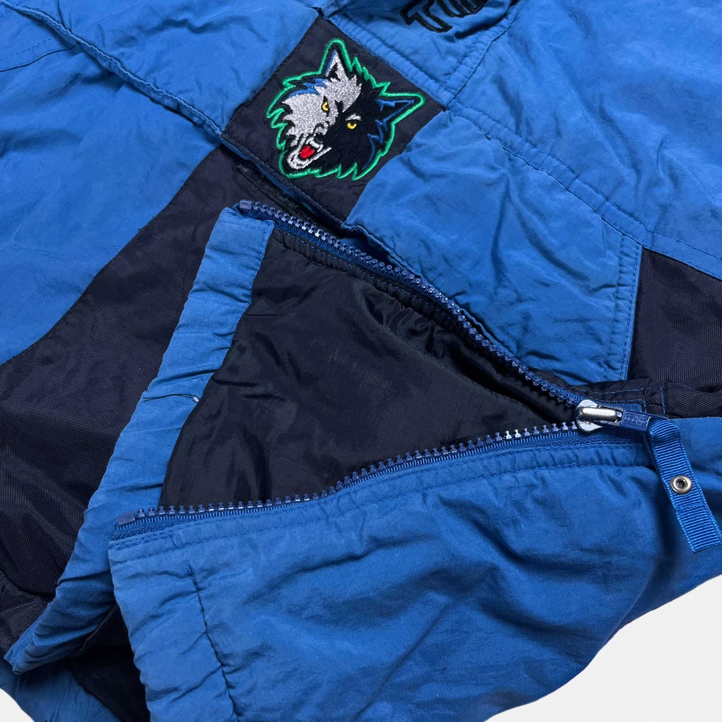 Minnesota Timberwolves - gefütterte NBA Jacke - Größe Youth L - Starter