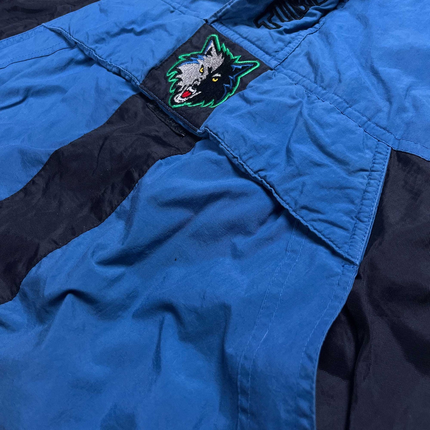 Minnesota Timberwolves - gefütterte NBA Jacke - Größe Youth L - Starter