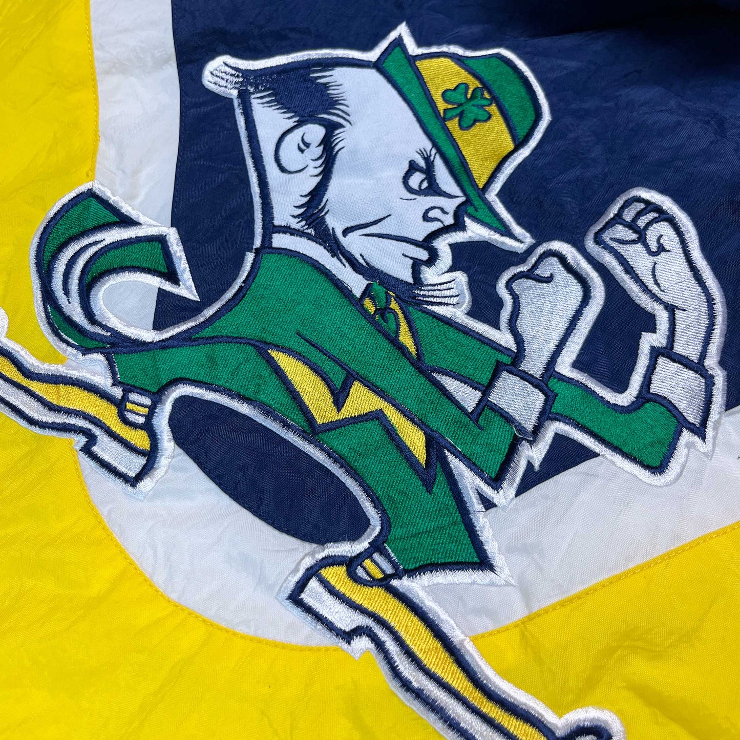 Notre Dame Fighting Irish - gefütterte NCAA Jacke - Größe L - Apex One