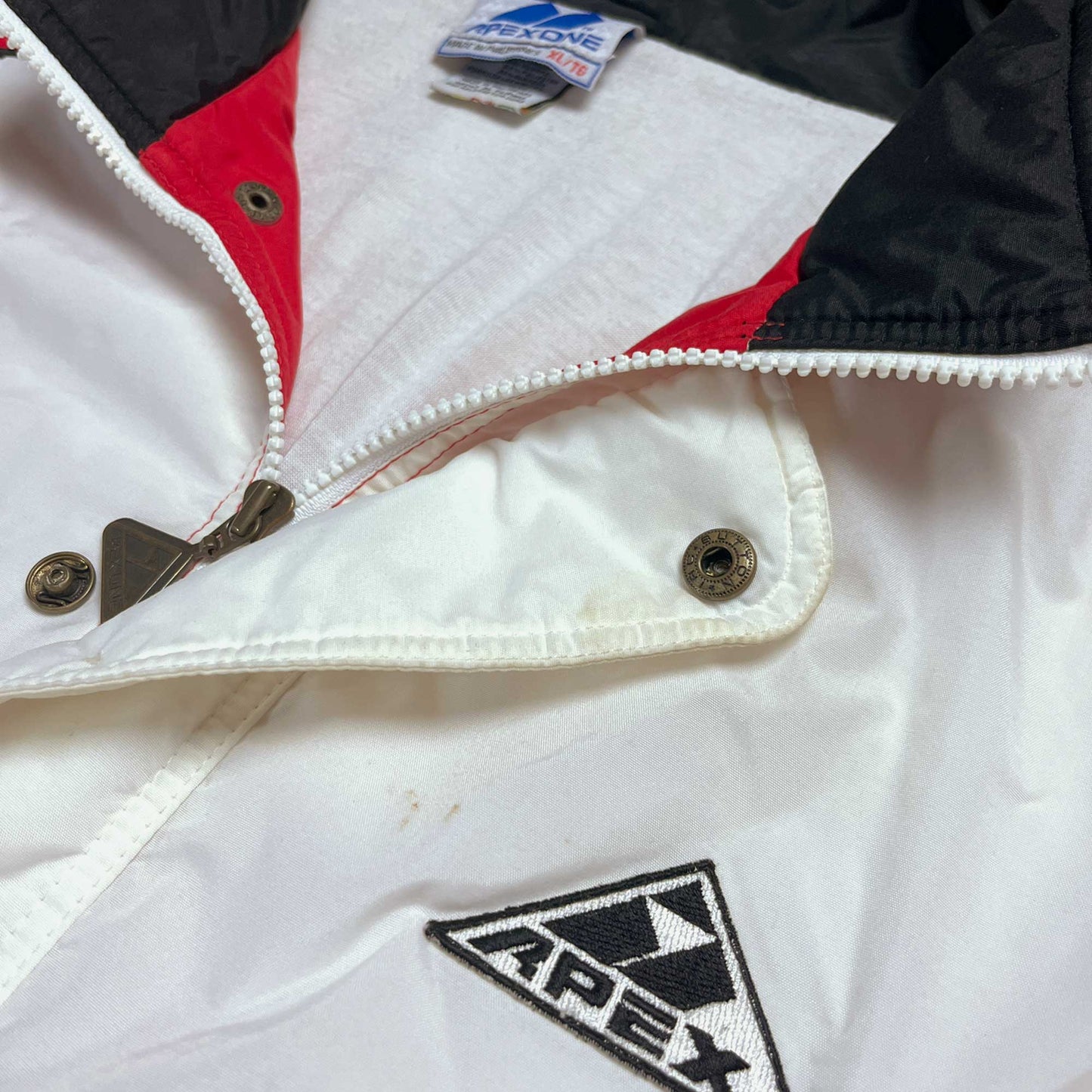 Wisconsin Badgers - NCAA Jacke - Größe XL - Apex One