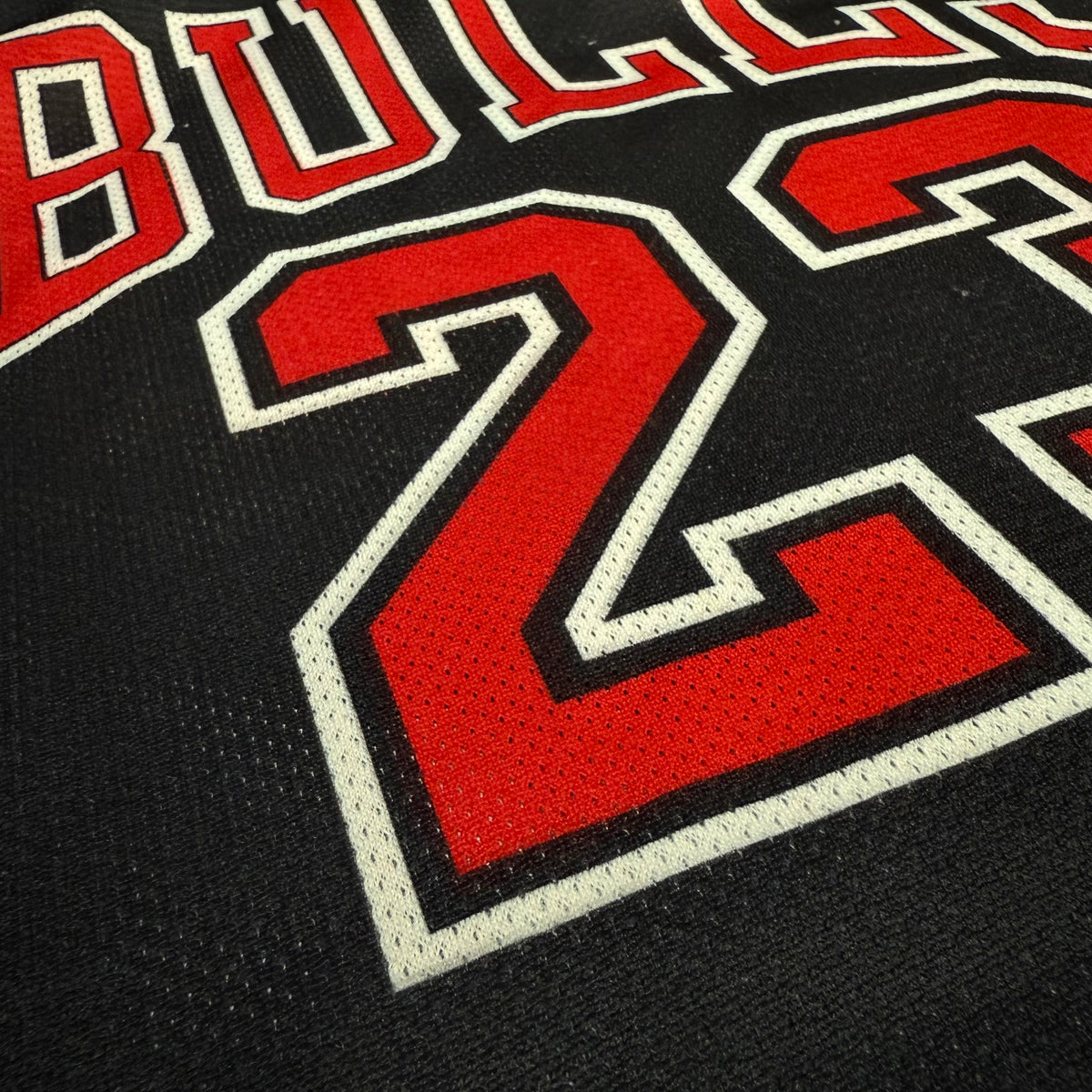 Chicago Bulls - Michael Jordan schwarz - Größe M - Champion - NBA Trikot
